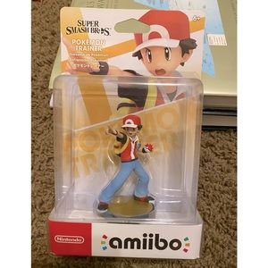 NWT Pokémon Trainer Amiibo